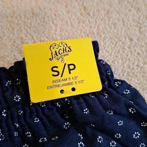 NWT Jachs  Girlfriend Shorts Small Paperbag Waist Navy and White Micro Floral - Picture 6 of 12